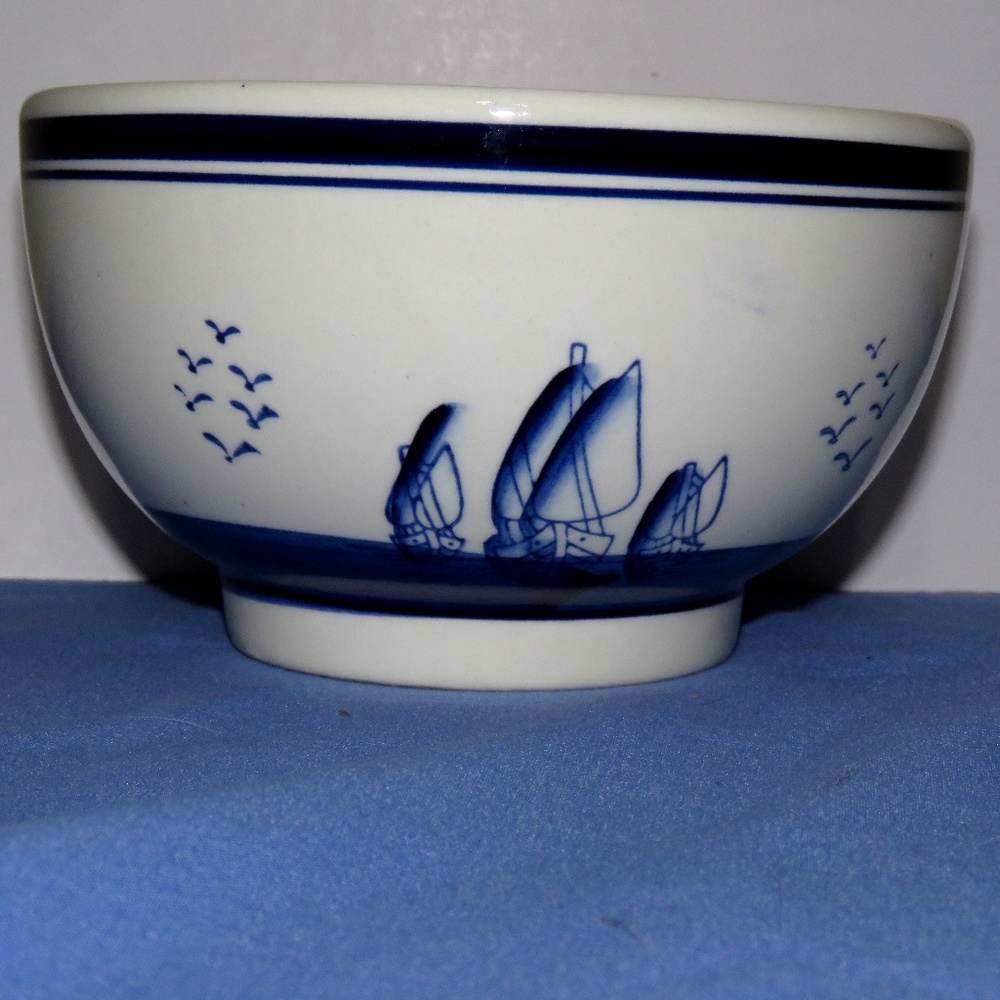Delft Blue Windmill, Dutch town & Sailboats Bowl
